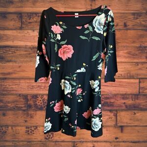 5 for $25🔥Old Navy Floral Black A-Line Mini Dress Medium